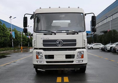 �|�L(f��ng)���\��늄�(d��ng)�߶˞�ˮ܇(ch��)�DƬ