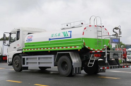 �|�L(f��ng)���\��늄�(d��ng)�߶˞�ˮ܇(ch��)�DƬ