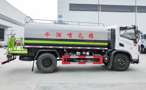 國六10噸東風華神T3灑水車 國六10噸東風華神T3灑水車