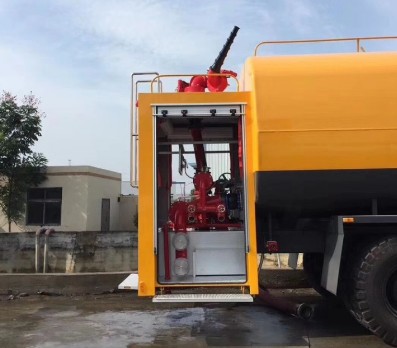 40��-50���H��l(f��)�әC�V�Þ�ˮ܇�DƬ