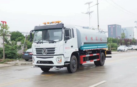 國六東風專底12噸灑水車 國六東風專底12噸灑水車