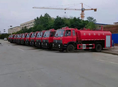 �����t�|�L(f��ng)���p��������ˮ܇�DƬ