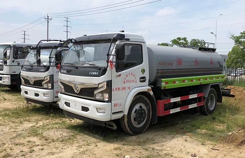 12�_(t��i)���և����|�L(f��ng)����10����ˮ܇�DƬ