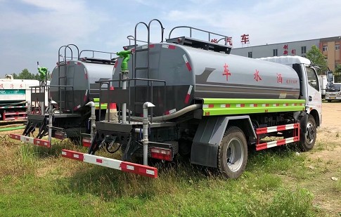 12�_(t��i)���և����|�L(f��ng)����10����ˮ܇�DƬ