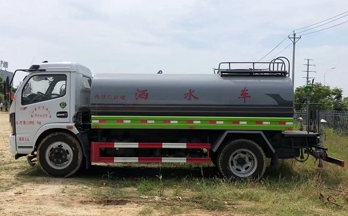 12�_(t��i)���և����|�L(f��ng)����10����ˮ܇�DƬ