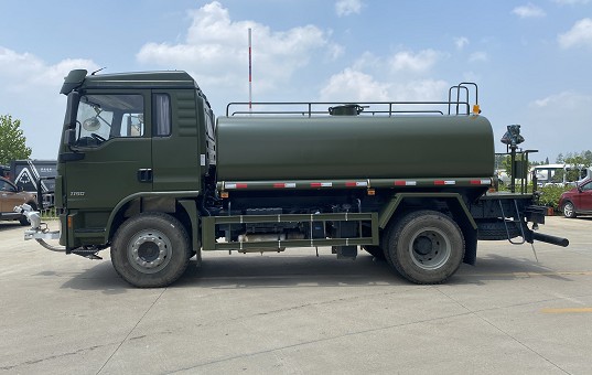 陜汽德龍(L3000)8方灑水車 陜汽德龍(L3000)8方灑水車