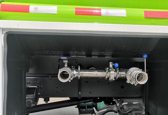 5方不銹鋼運(yùn)水車圖片 5方不銹鋼運(yùn)水車圖片