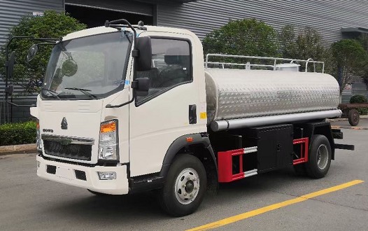 5方不銹鋼運(yùn)水車圖片 5方不銹鋼運(yùn)水車圖片