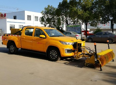 皮卡加裝除雪滾刷 皮卡加裝除雪滾刷