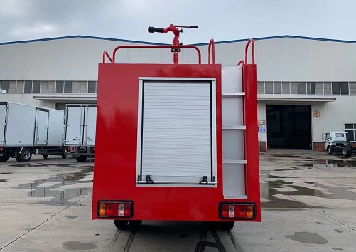 福田時(shí)代出口型消防救險(xiǎn)車 福田時(shí)代出口型消防救險(xiǎn)車