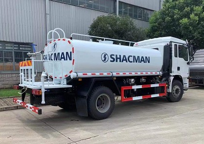 ����������10���������L3000��ˮ܇